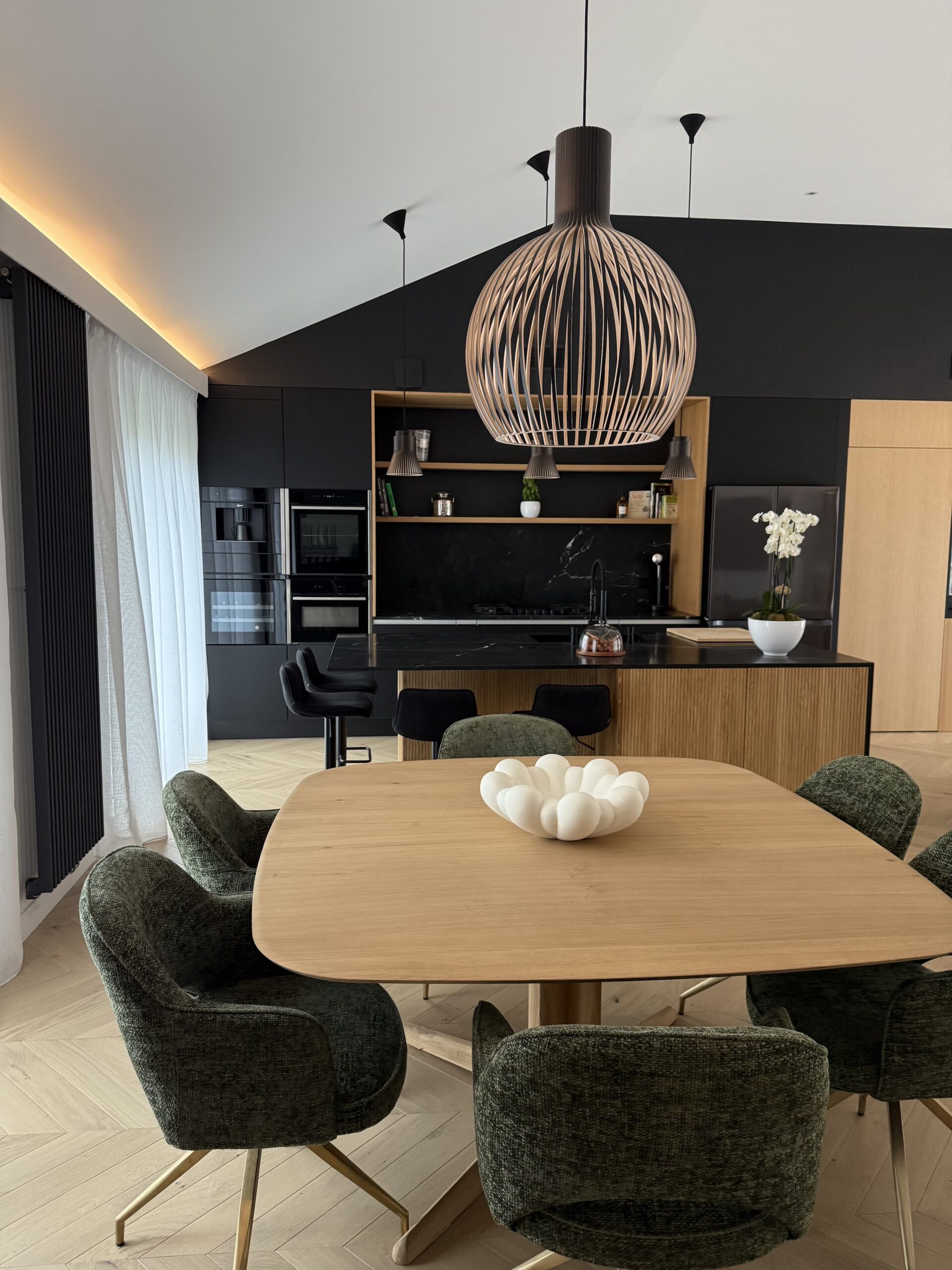 La révolution silencieuse : quand IKEA rencontre le haut de gamme